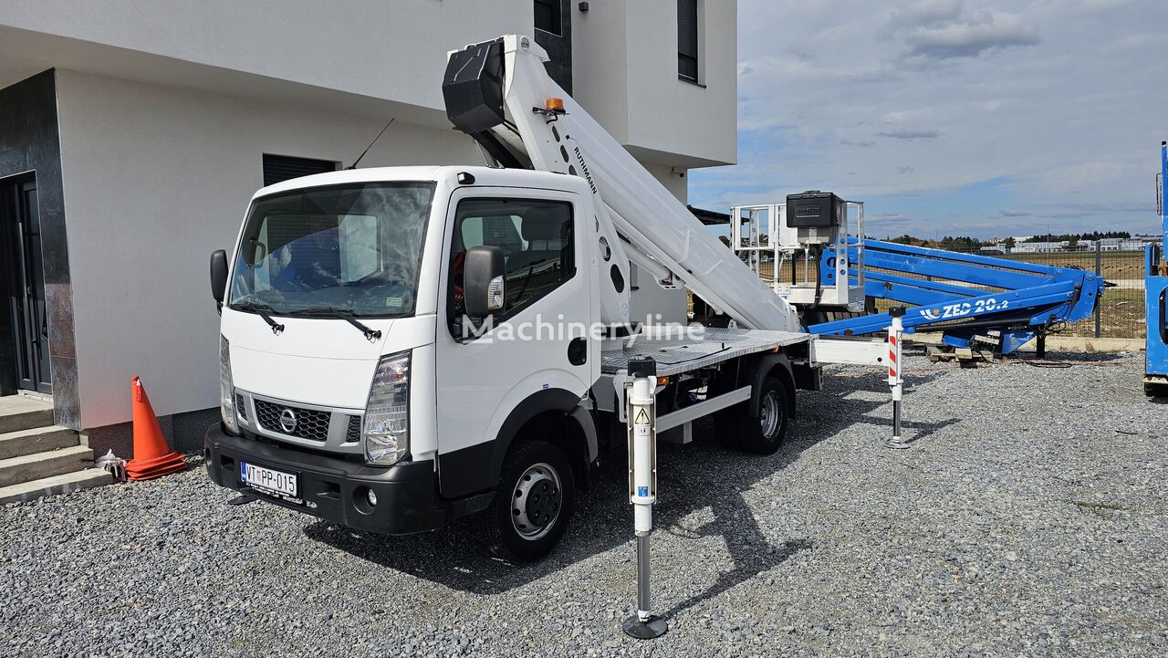 camion nacelle Nissan CABSTAR