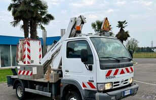 nacelă pe camion Nissan CABSTAR CESTELLO 10MT