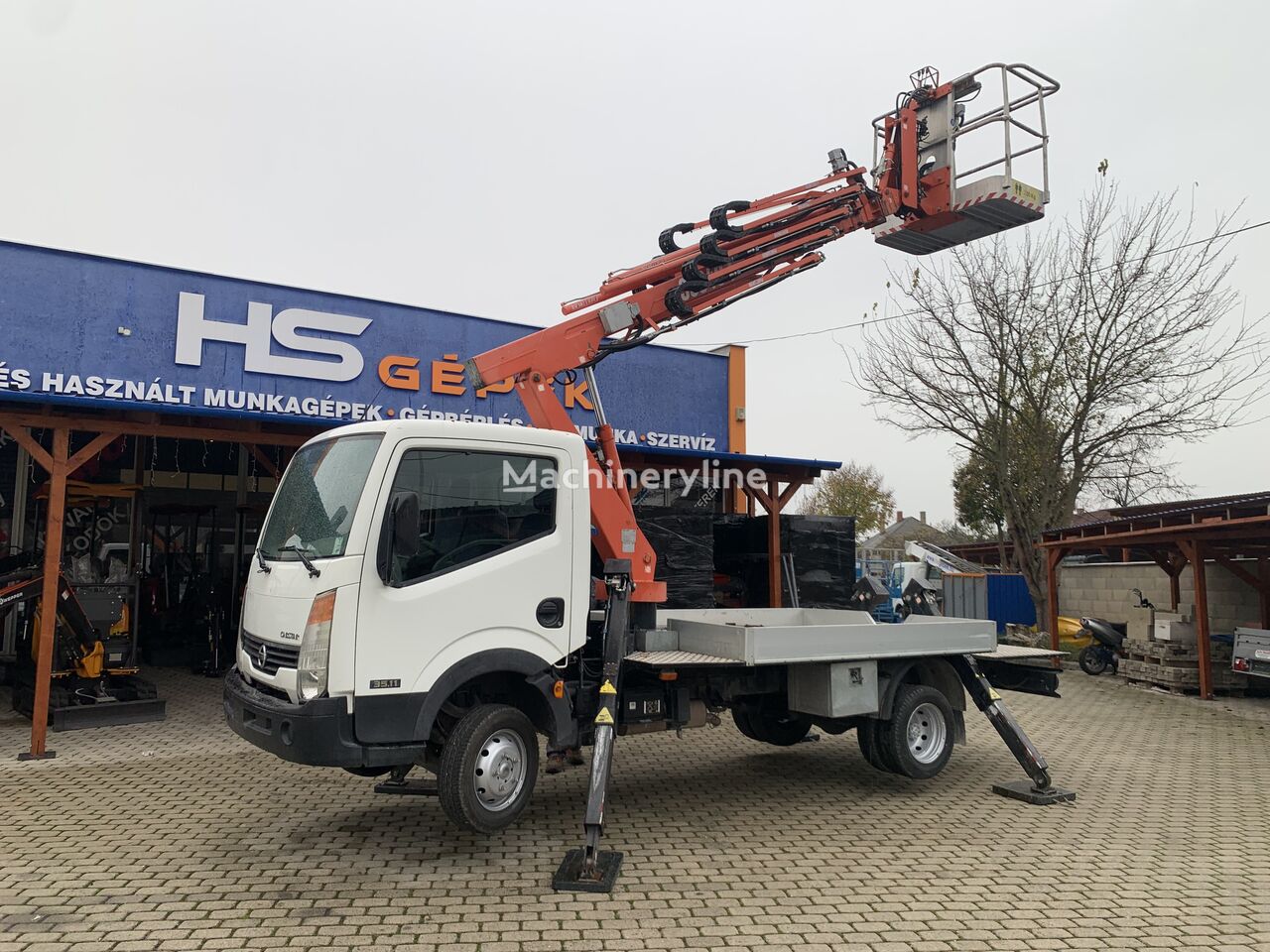 Nissan Cabstar Benelli P3004 RC bucket truck for sale Hungary Keszthely EJ31166