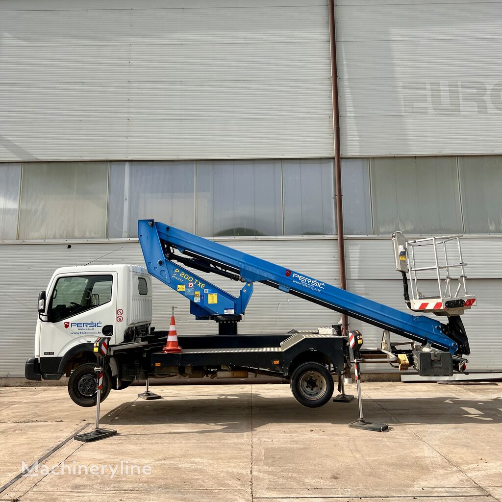 Palfinger Nissan P200TXE bucket truck