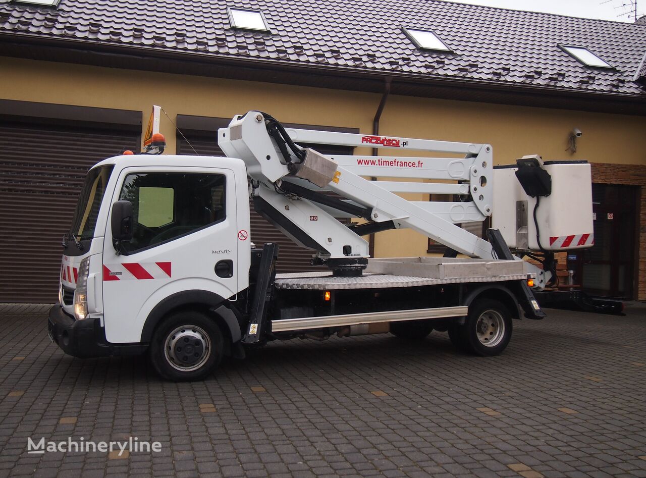 Renault bucket truck