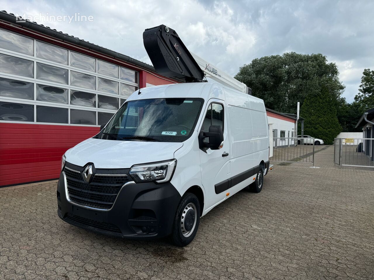 جرثقیل سبد دار یا کابین دار Renault Master