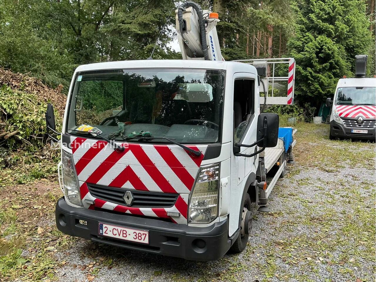 Renault Maxity bucket truck for sale | Machineryline MY Renault Maxity bucket truck - Machineryline