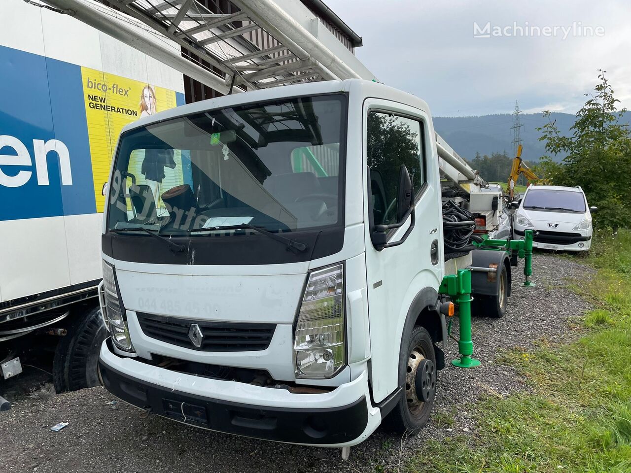 camion nacelle Renault Maxity 130.35 Bútorlift 14m