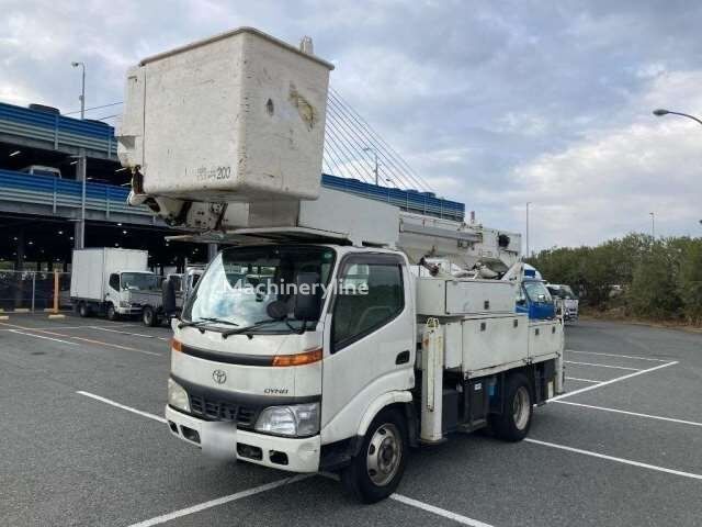 رافعة السلة التلسكوبية Toyota DYNA