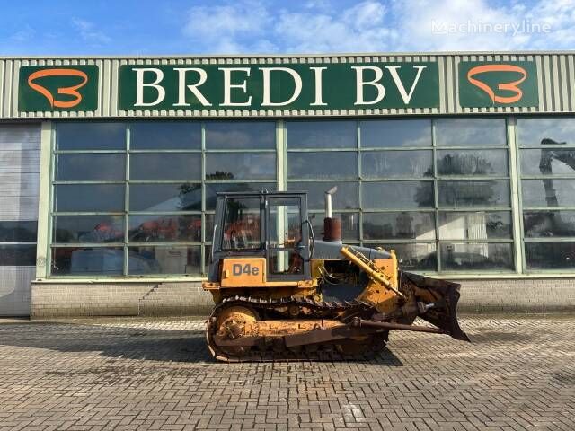 CAT D 4 E bulldozer