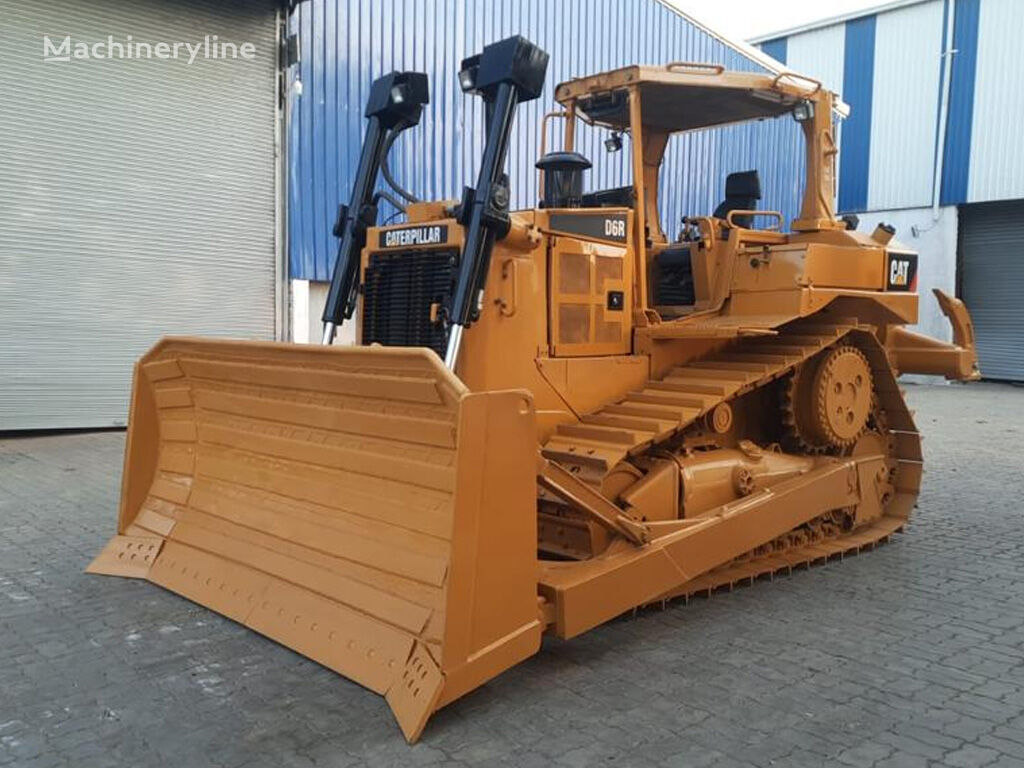 bulldozer CAT D6R