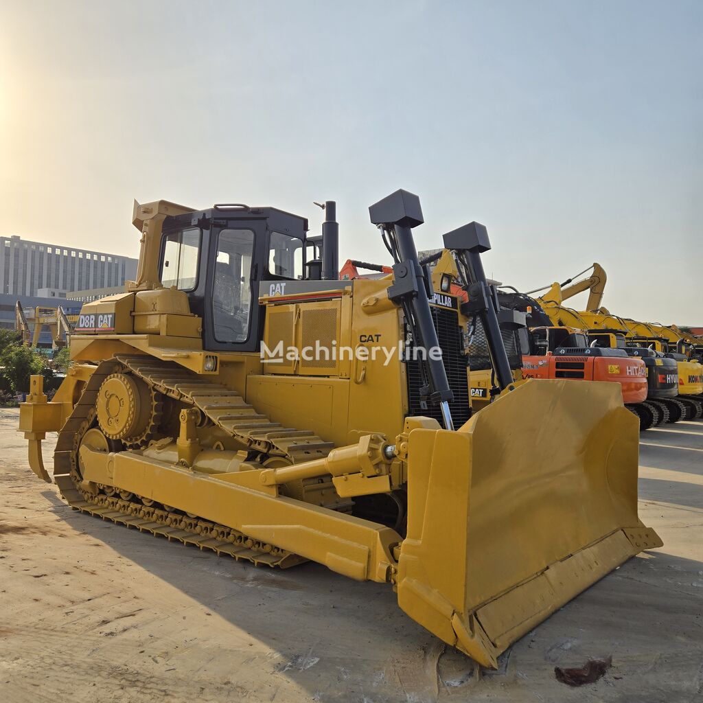 бульдозер CAT D8R