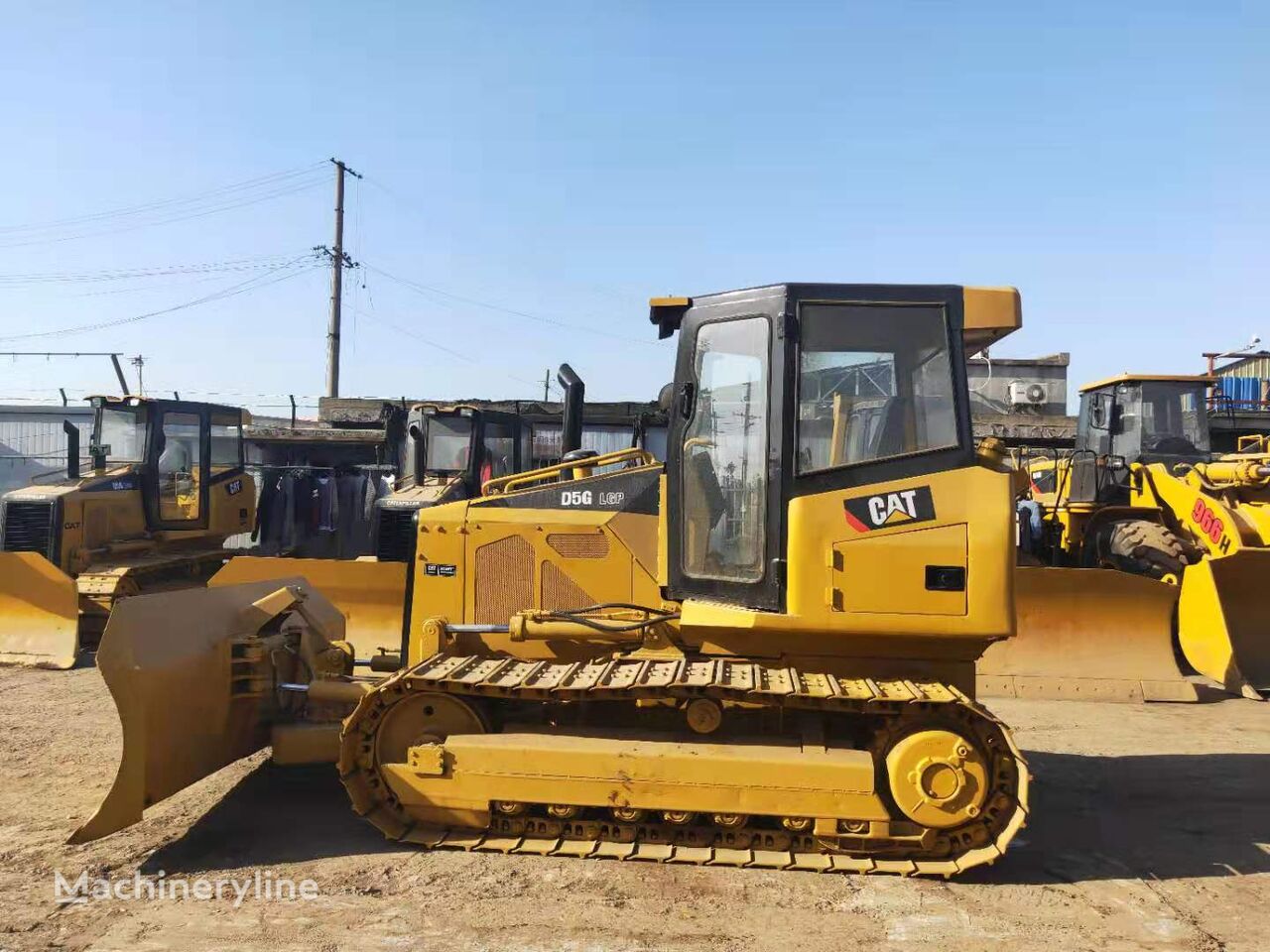 bulldozer Caterpillar CAT D5G