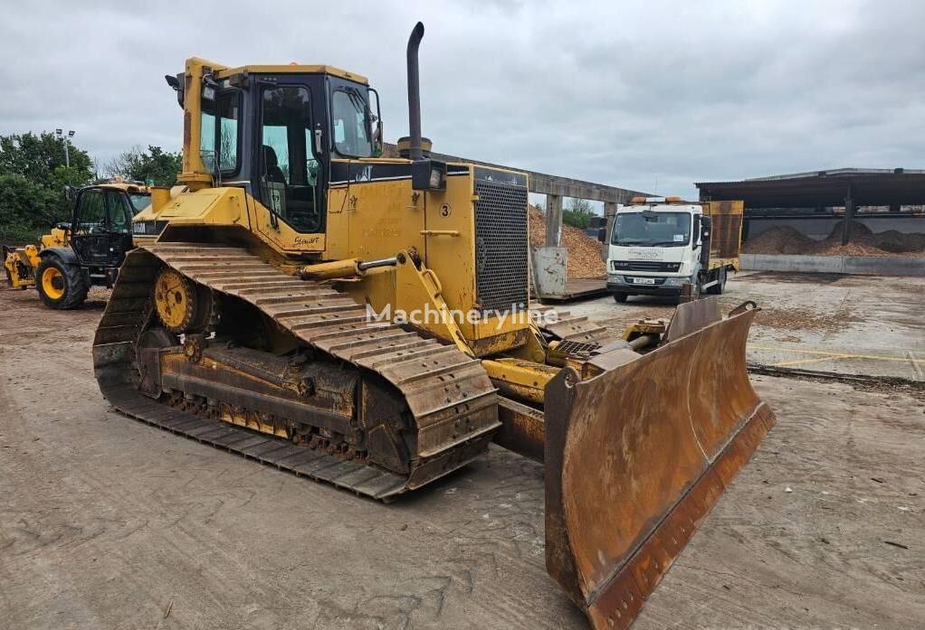 Caterpillar D 6 R LGP III buldožer