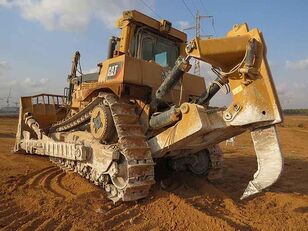 buldooser Caterpillar D10 T