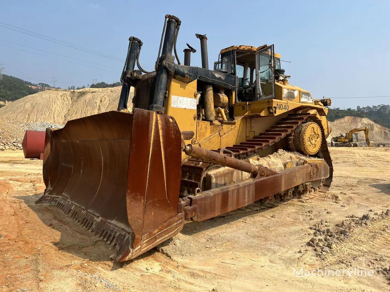 Caterpillar D10N bulldozer