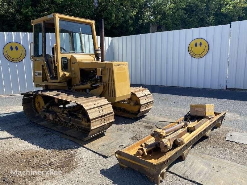 bulldozer Caterpillar D3B