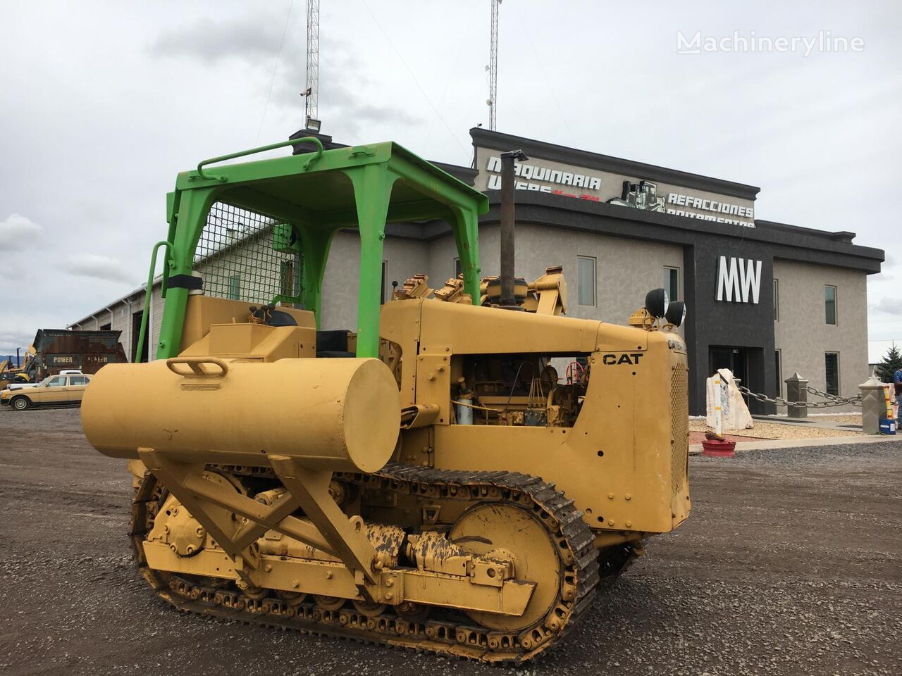 Caterpillar D4E bulldozer