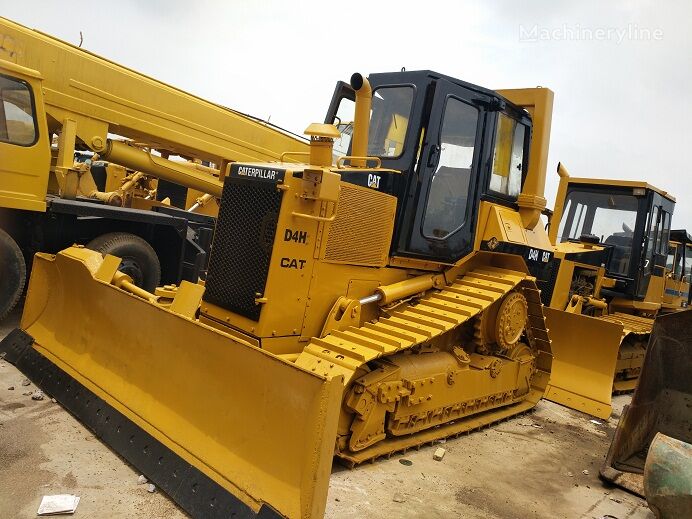 bulldozer Caterpillar D4H