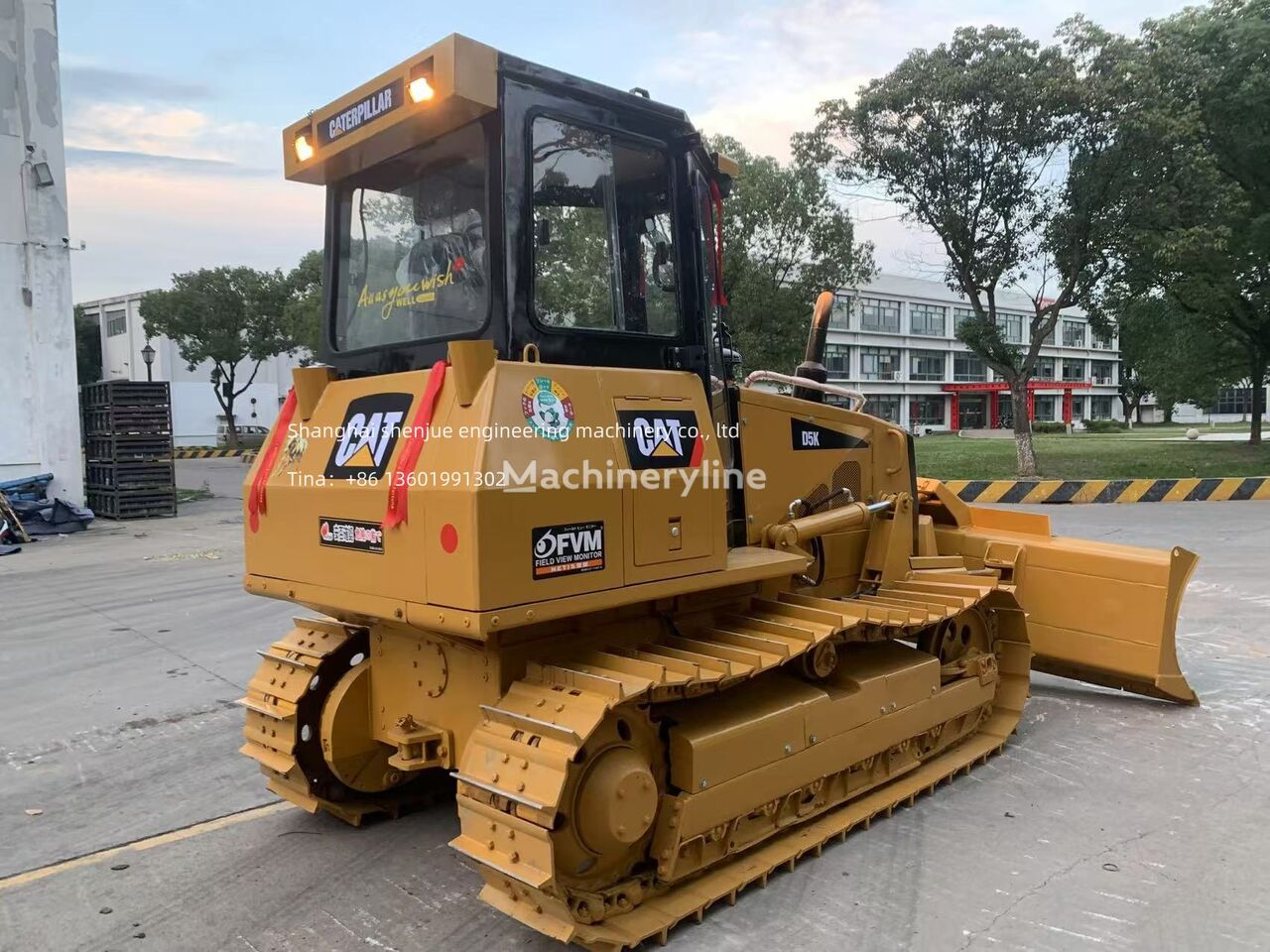 bulldozer Caterpillar D5K