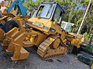 Caterpillar D5M bulldozer