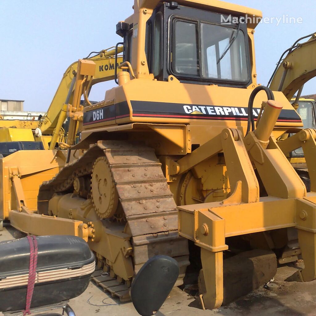 buldooser Caterpillar D6H