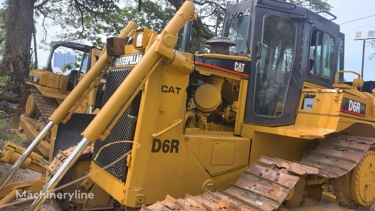 Caterpillar D6R bulldozer