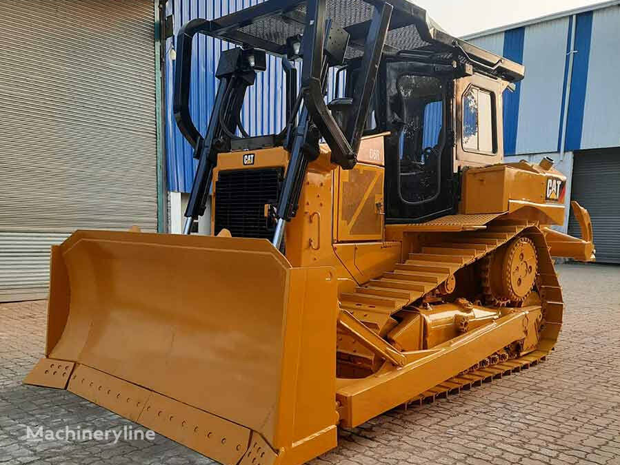 Caterpillar D6R2 bulldozer