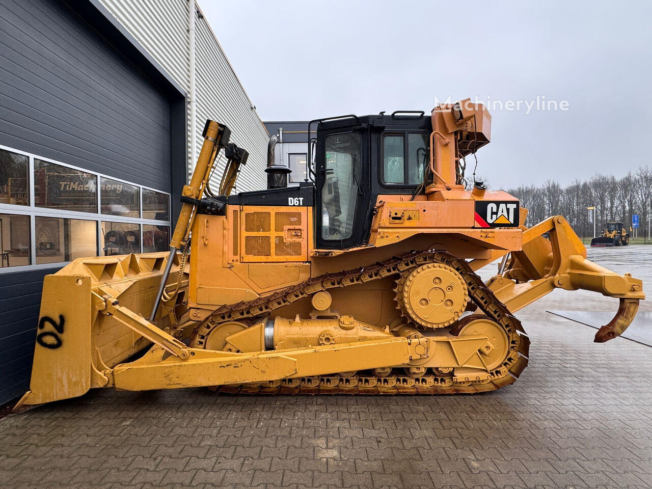 Caterpillar D6T bulldozer