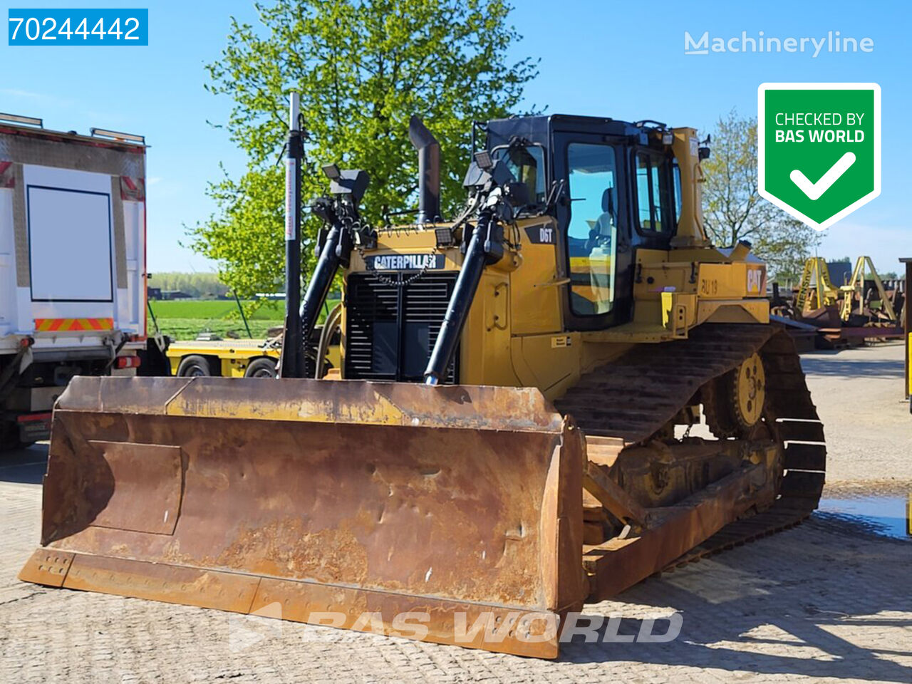 Caterpillar D6T LGP bulldozer