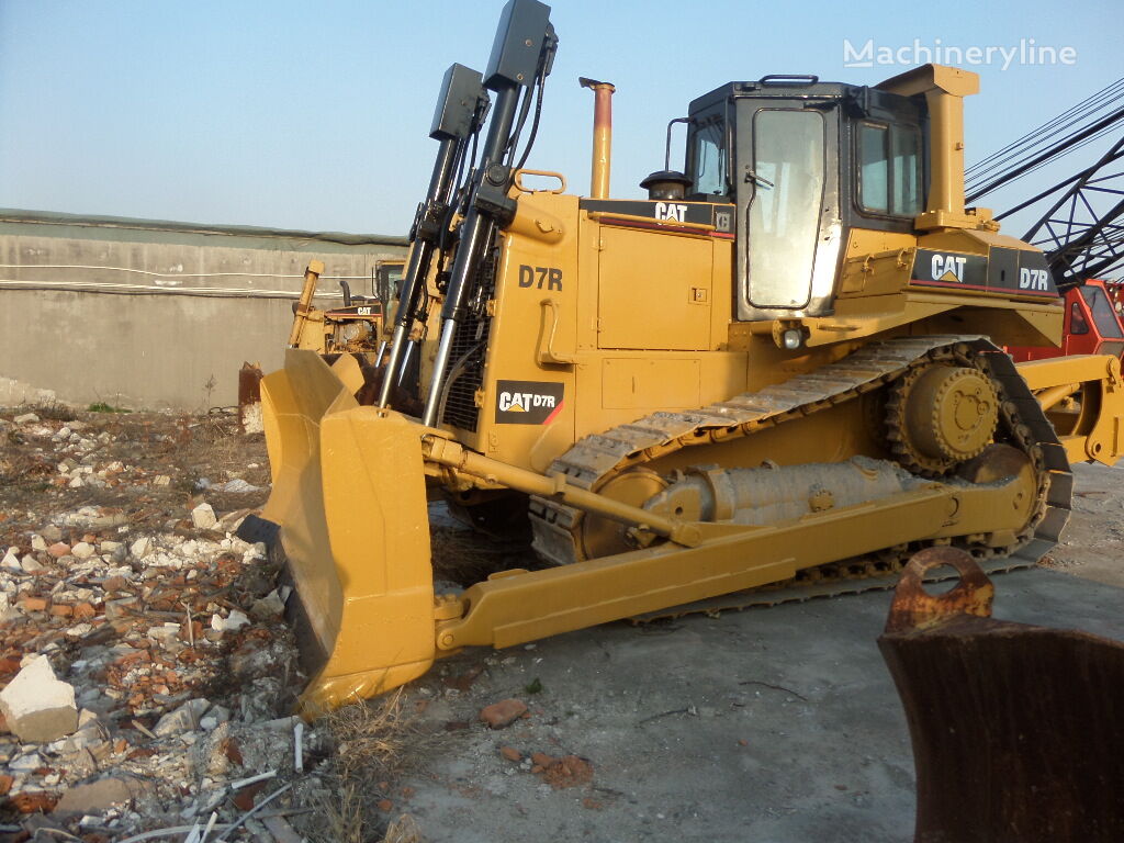 Caterpillar D7R bulldozer