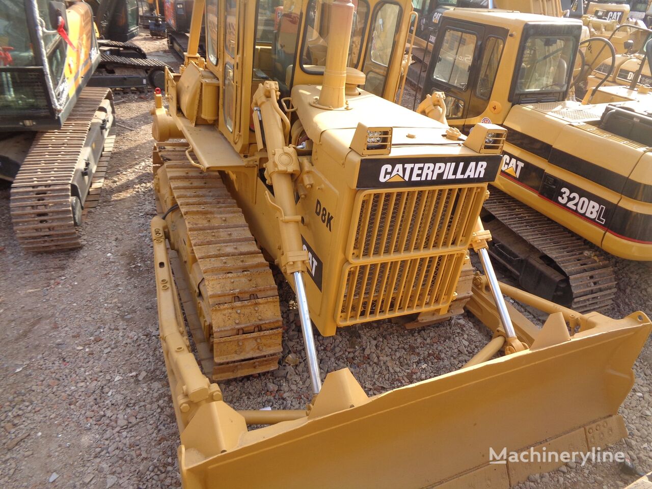 Caterpillar D8K bulldozer