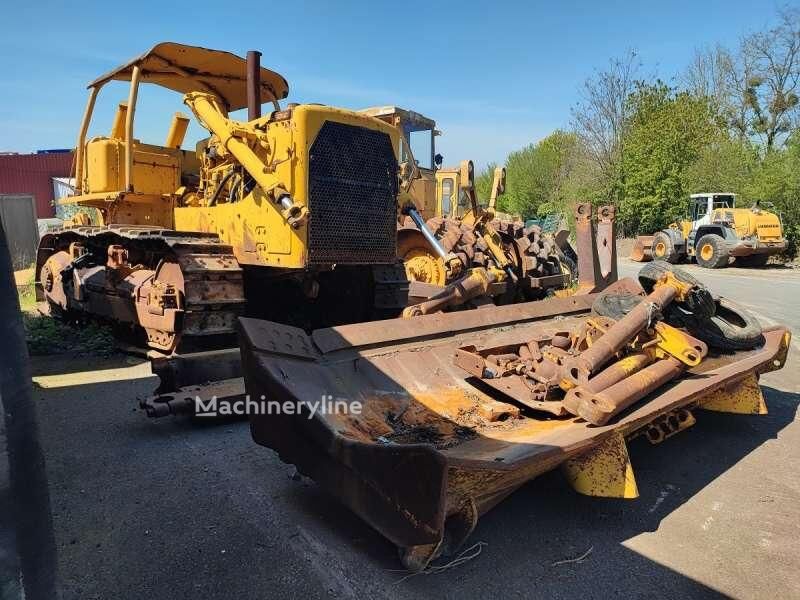 Caterpillar D8K + Porte Engins buldožer - Machineryline