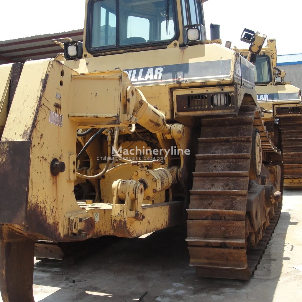 bulldozer Caterpillar D8N novo