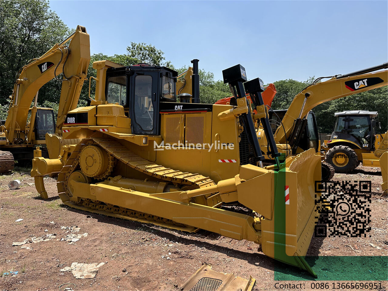 Caterpillar D8R bulldozer