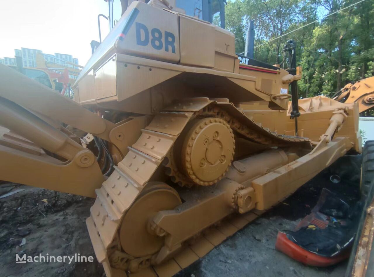 Caterpillar D8R bulldozer