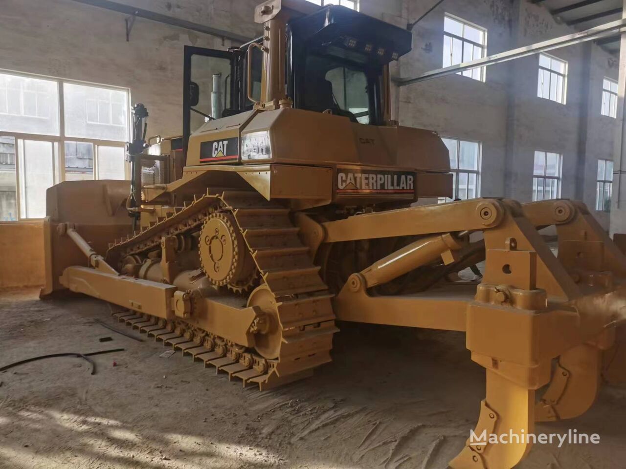 推土机 Caterpillar D8R