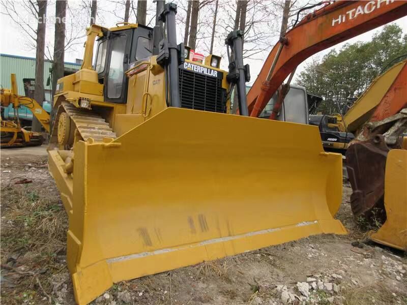 Caterpillar D8R bulldozer