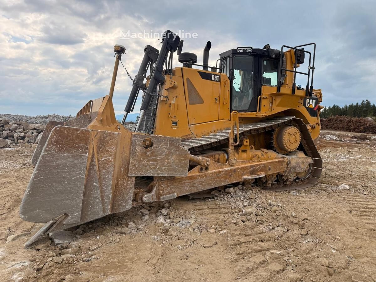 Caterpillar D8T bulldozer - Machineryline