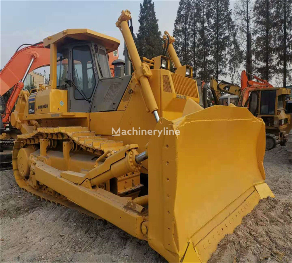 бульдозер Komatsu D155AX