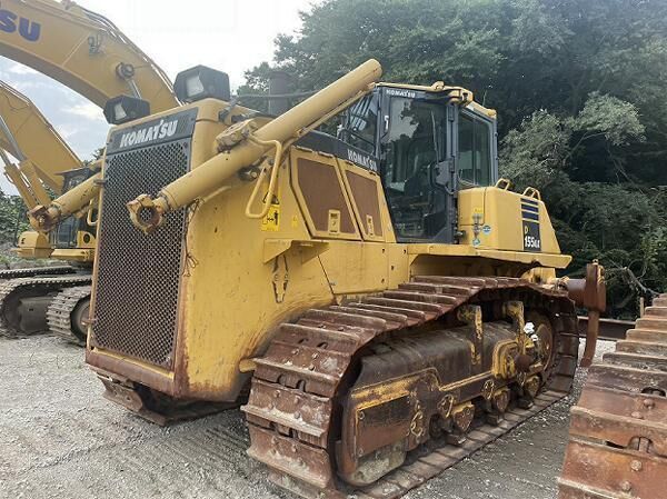 máy ủi Komatsu D155AX-7