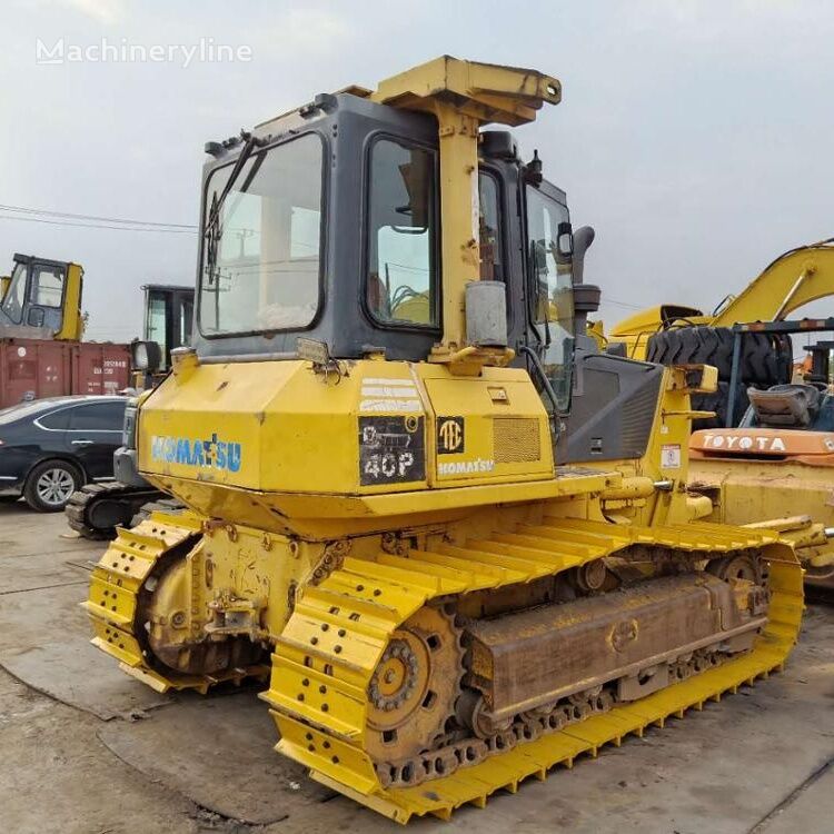 buldooser Komatsu D40, D40P