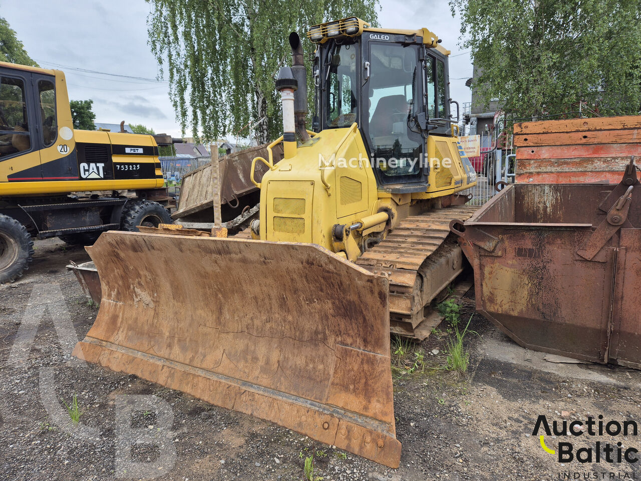 بيع بلدوزر Komatsu D51EX-22 | Machineryline بلدوزر Komatsu D51EX-22 - Machineryline