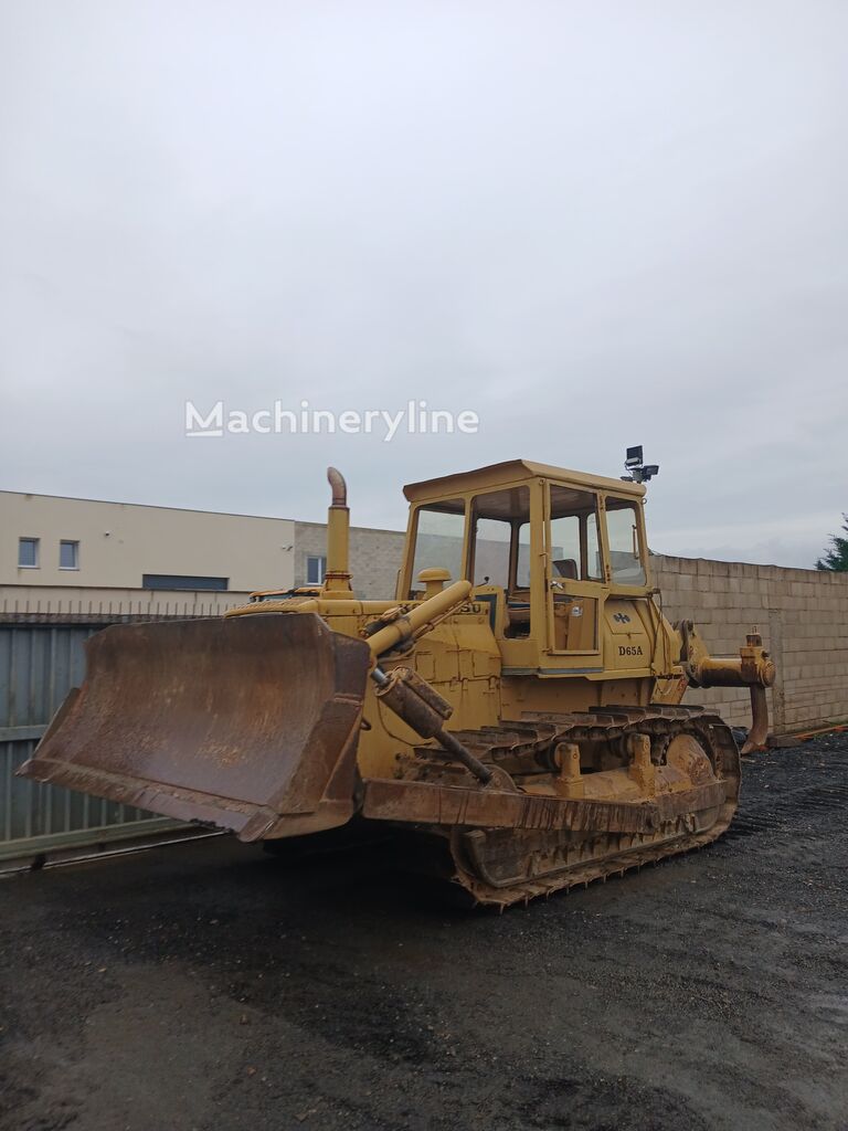 bulldozer Komatsu D65