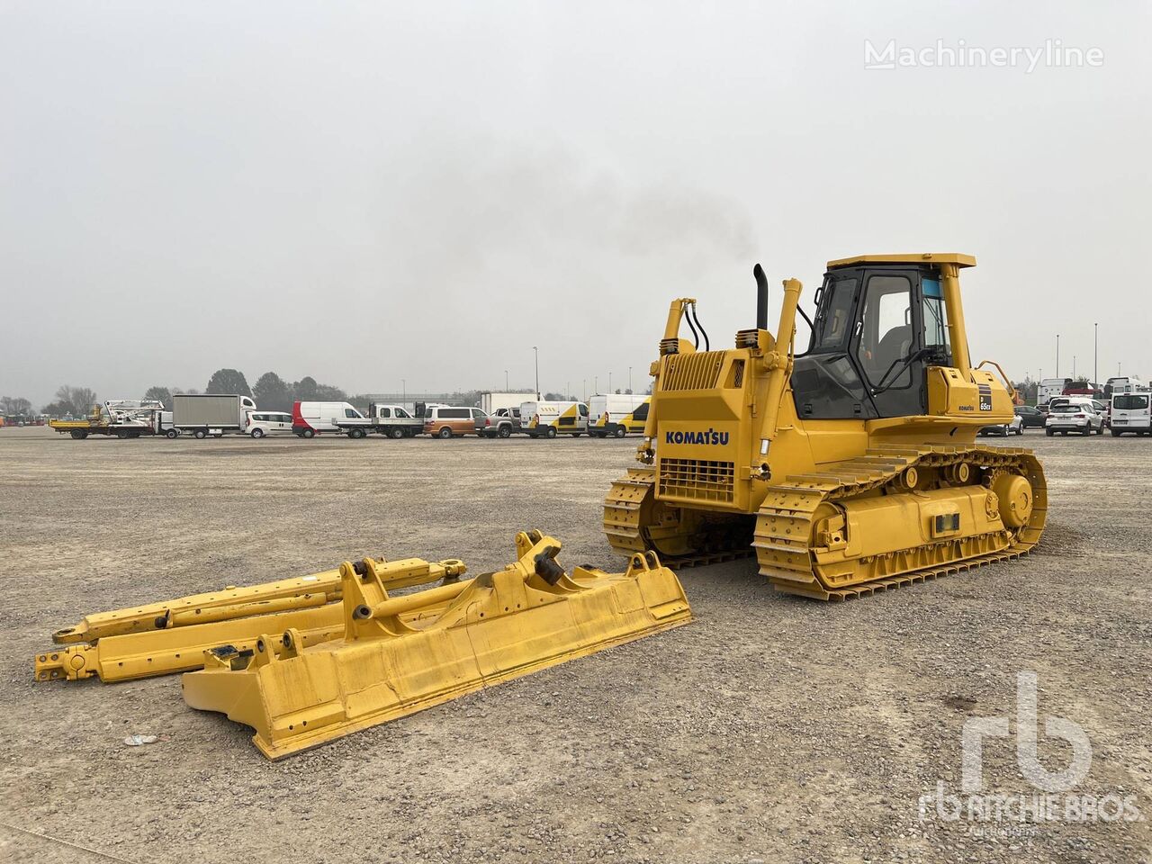 Komatsu D65EX-12 bulldozer