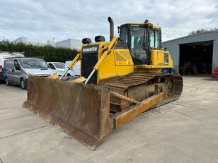 buldožer Komatsu D65PX-17. Fahrwerk 80%. Blatt 4.00m. ZSA. Klima