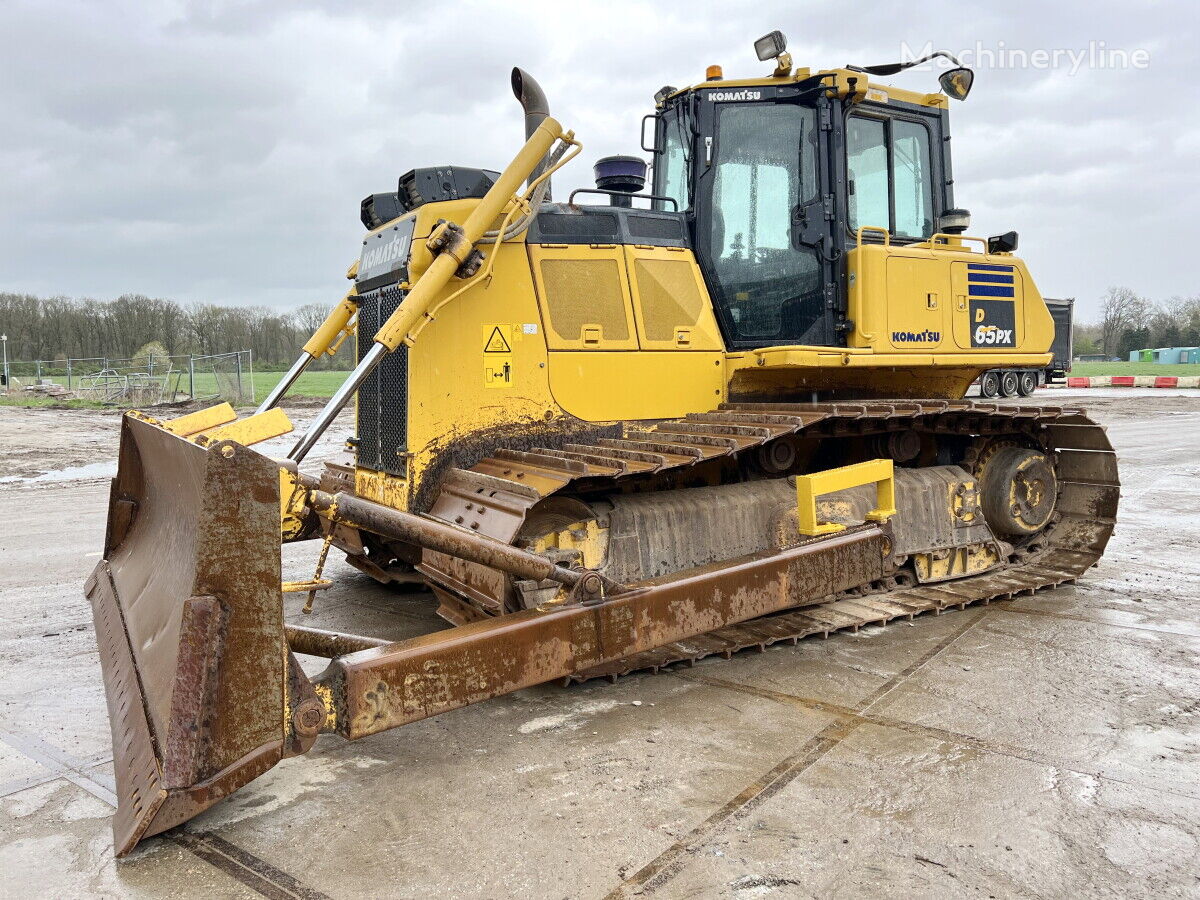 Komatsu D65PX-18 bulldozer