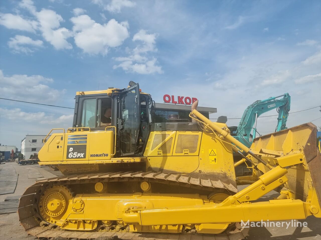 Komatsu D65PX-18 bulldozer