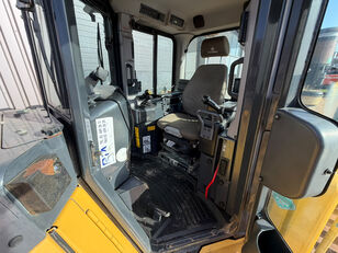 Spychacz Komatsu D65PXi-18 na sprzedaż - Obrazek 21 | Machineryline PL Spychacz Komatsu D65PXi-18 | Obrazek 21 - Machineryline