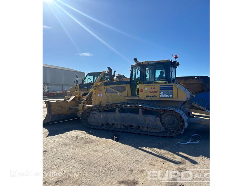 Komatsu D65WX-17 bulldozer