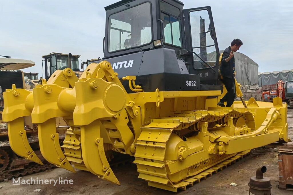 Shantui SD22 SD32 SD16 SD13 bulldozer