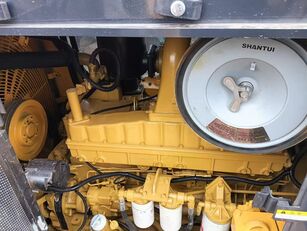 Shantui SD32 bulldozer for sale - Image 5 | Machineryline ET Shantui SD32 bulldozer | Image 5 - Machineryline
