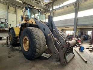 bulldozer Volvo L220D