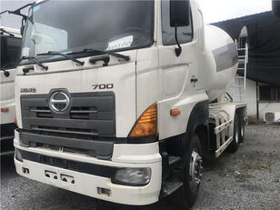 Hino 700 Betonmischer